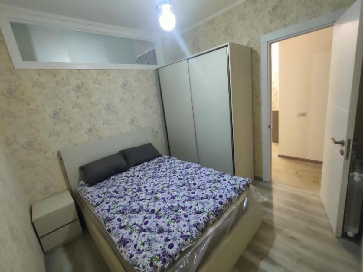 Lilia Apartamento Batumi Exterior foto